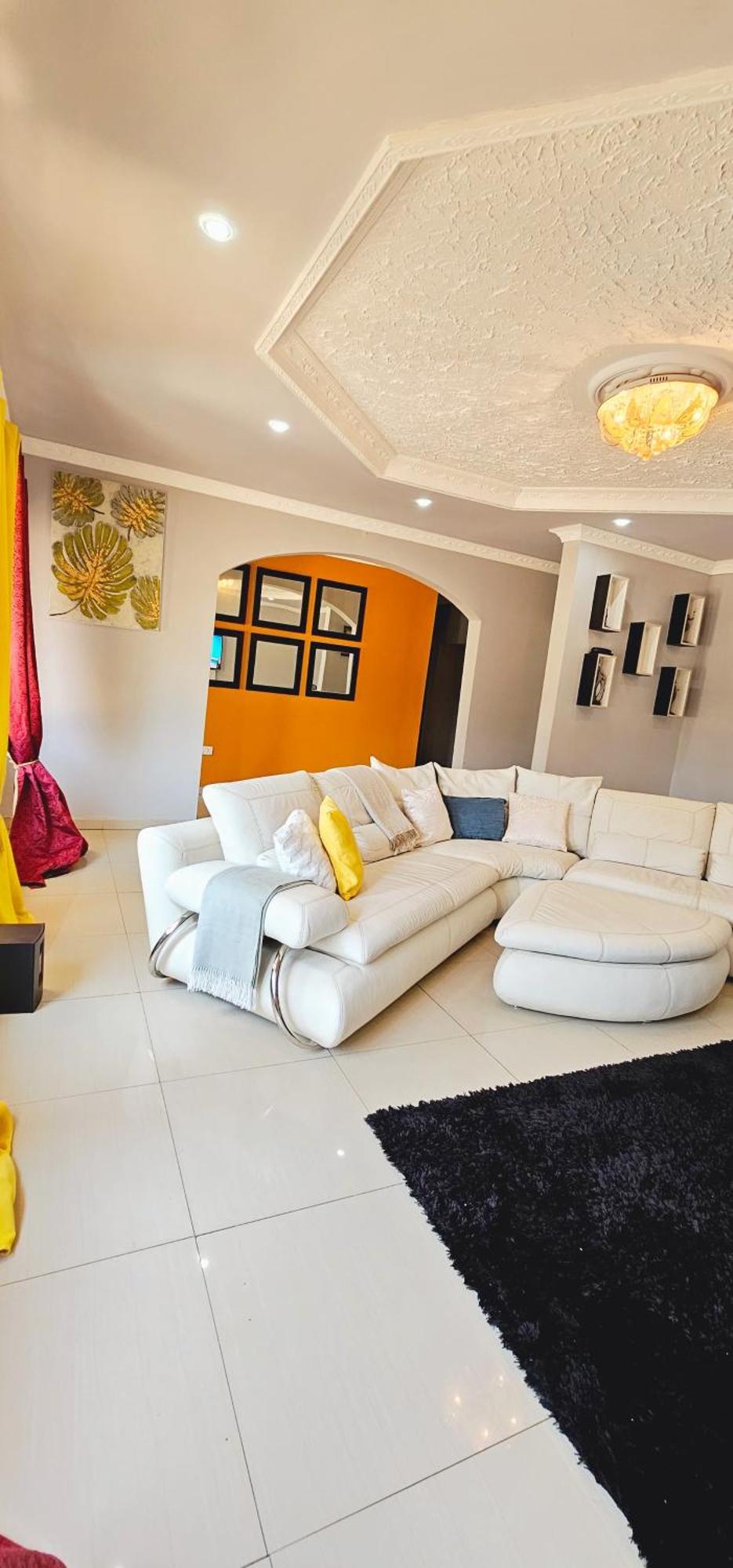 Emc Fully Furnished &Serviced Villas 4 Bedroom With Solar Power , Private Pool, Starlink Wifi ,Aircons & Dstv Lusaka Exterior foto